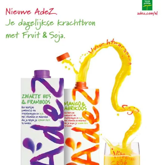 AdeZ onepager met twee pakken en een glas